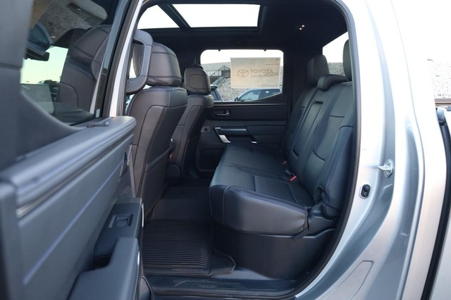 Toyota Tundra 4WD Vehicle Image 22