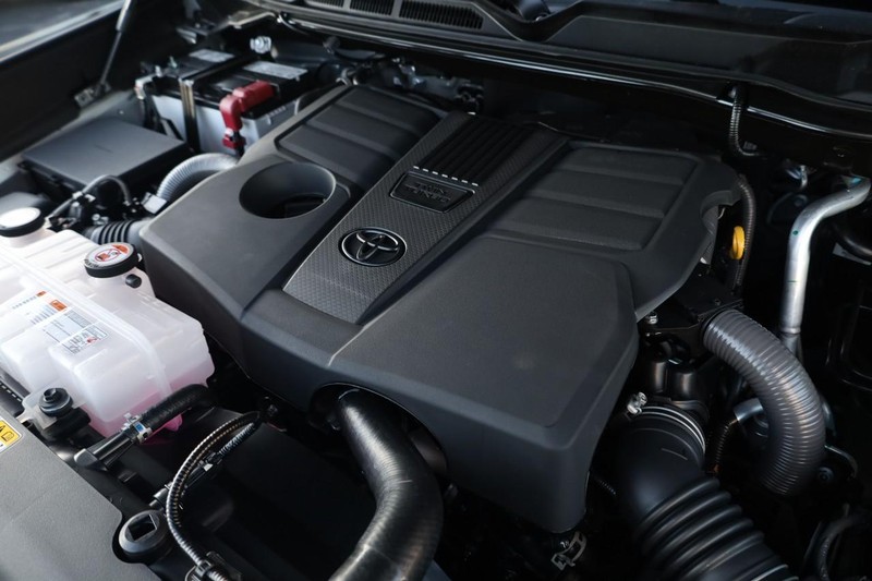 Toyota Tundra 4WD Vehicle Image 28