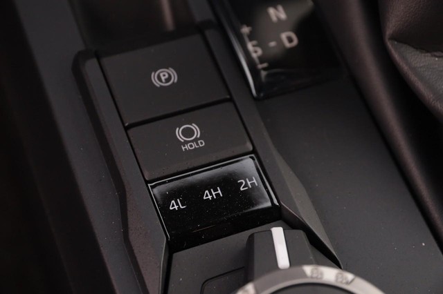 Toyota Tacoma 4WD Vehicle Image 19