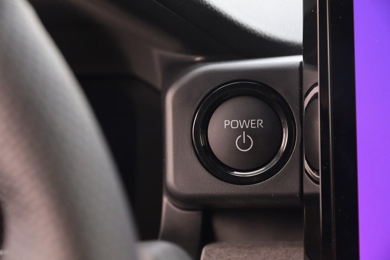 Toyota Tacoma 4WD Vehicle Image 14