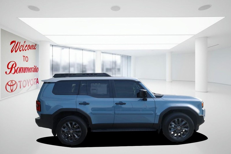 Toyota Land Cruiser Vehicle Image 05