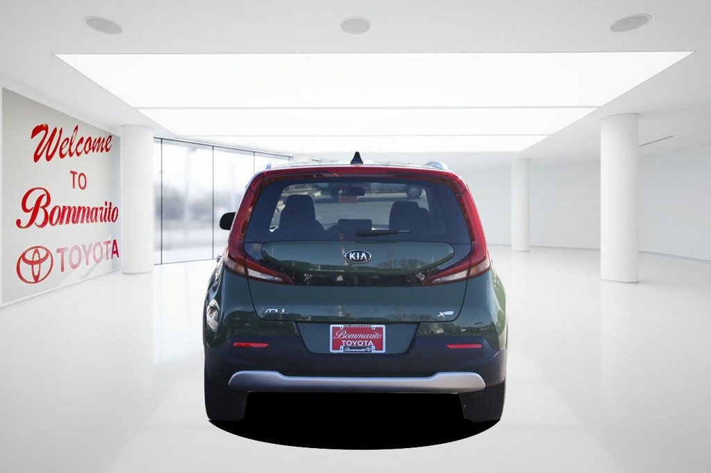 Kia Soul Vehicle Full-screen Gallery Image 6