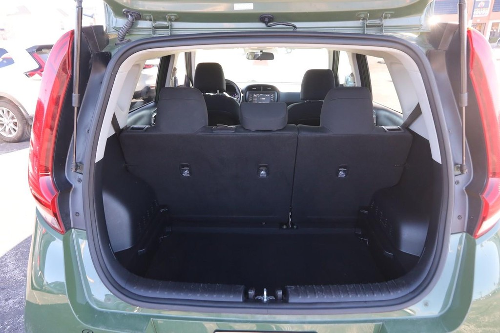 Kia Soul Vehicle Full-screen Gallery Image 7