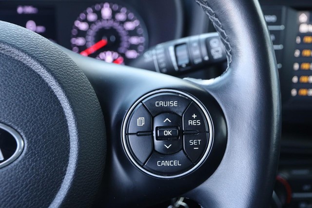 Kia Soul Vehicle Image 12