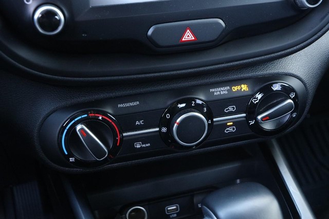 Kia Soul Vehicle Image 15