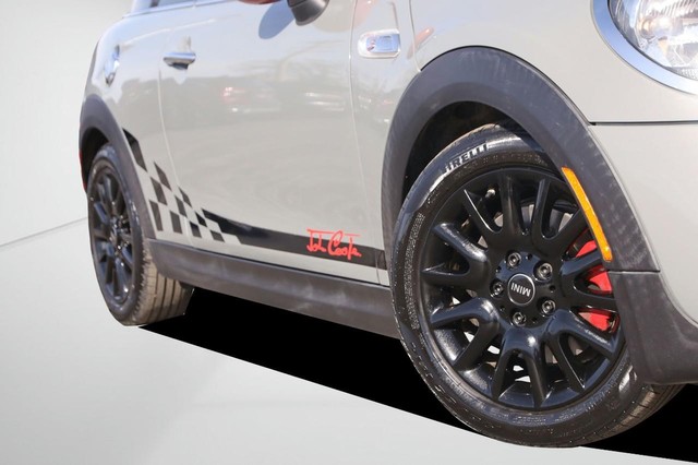 MINI Hardtop 2 Door Vehicle Image 03