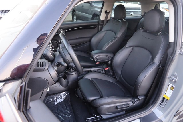 MINI Hardtop 2 Door Vehicle Image 08