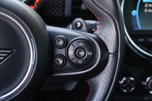 MINI Hardtop 2 Door Vehicle Image 12