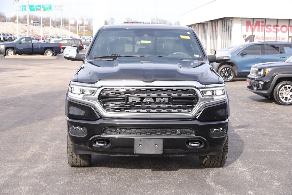 Ram 1500 Vehicle Full-screen Gallery Image 4