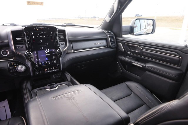 Ram 1500 Vehicle Image 26