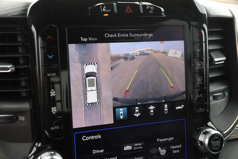 Ram 1500 Vehicle Image 18