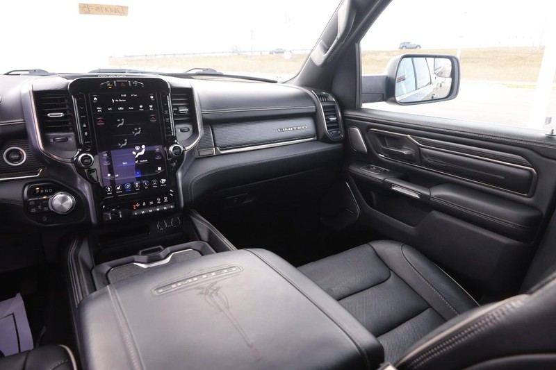 Ram 1500 Vehicle Image 26