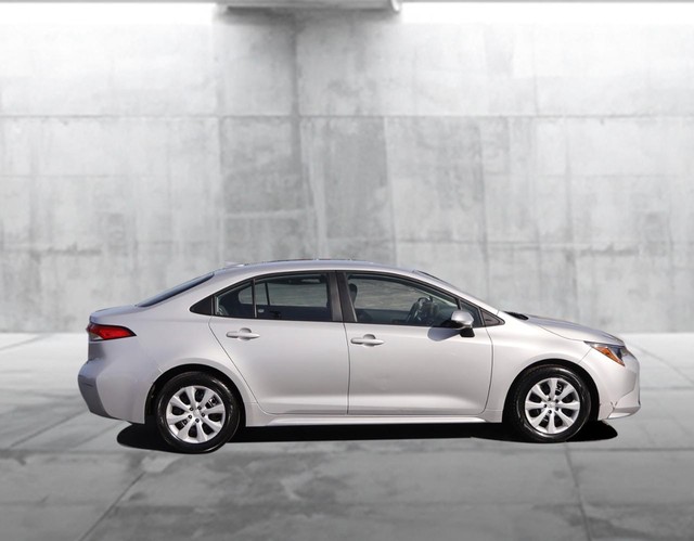 Toyota Corolla Vehicle Image 05