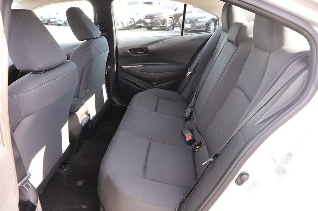 Toyota Corolla Vehicle Image 09