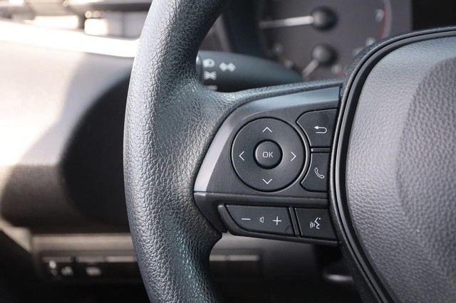 Toyota Corolla Vehicle Image 11