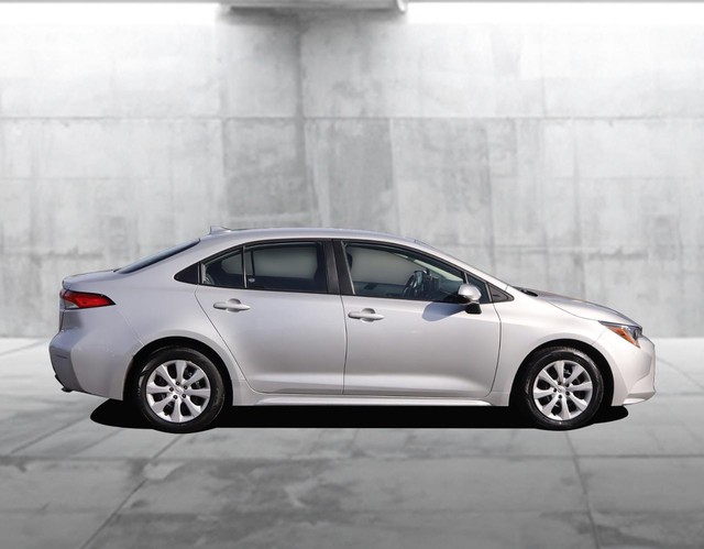 Toyota Corolla Vehicle Image 05