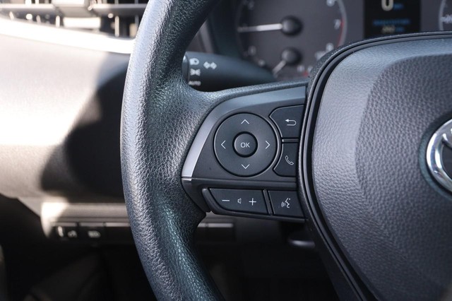 Toyota Corolla Vehicle Image 11