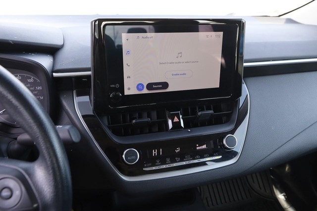 Toyota Corolla Vehicle Image 14