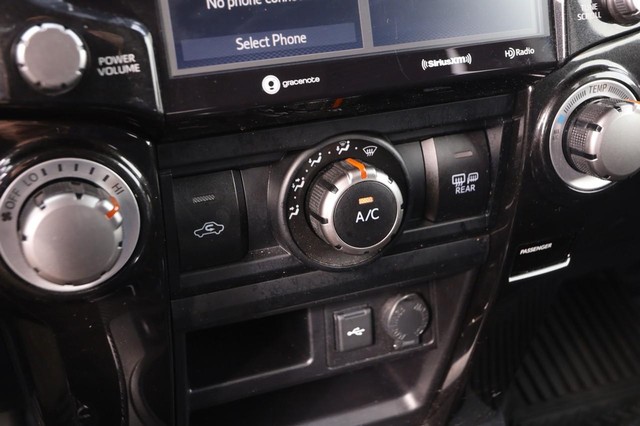 Toyota 4Runner Vehicle Image 17