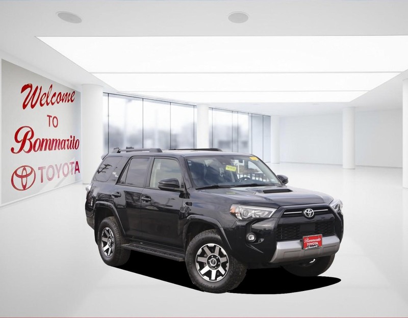 Toyota 4Runner Vehicle Image 02