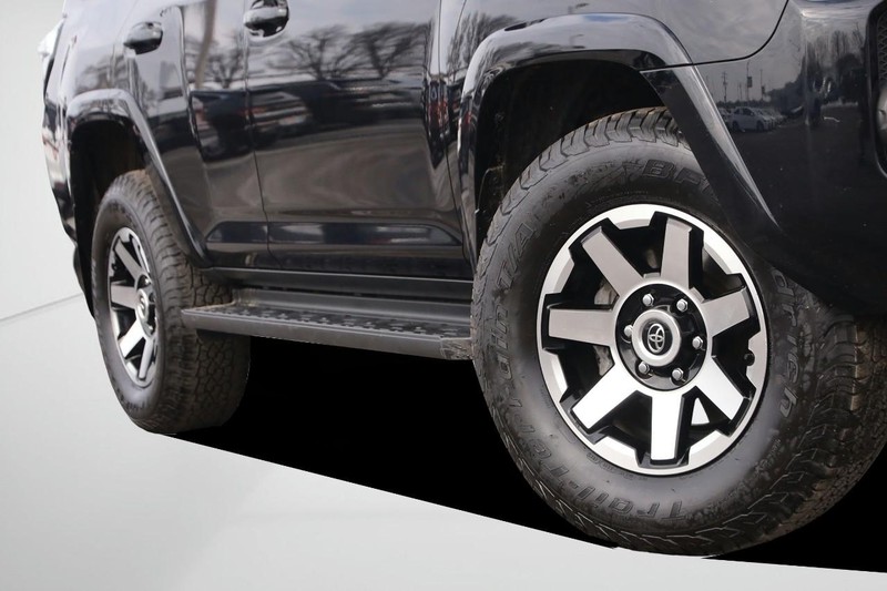 Toyota 4Runner Vehicle Image 03