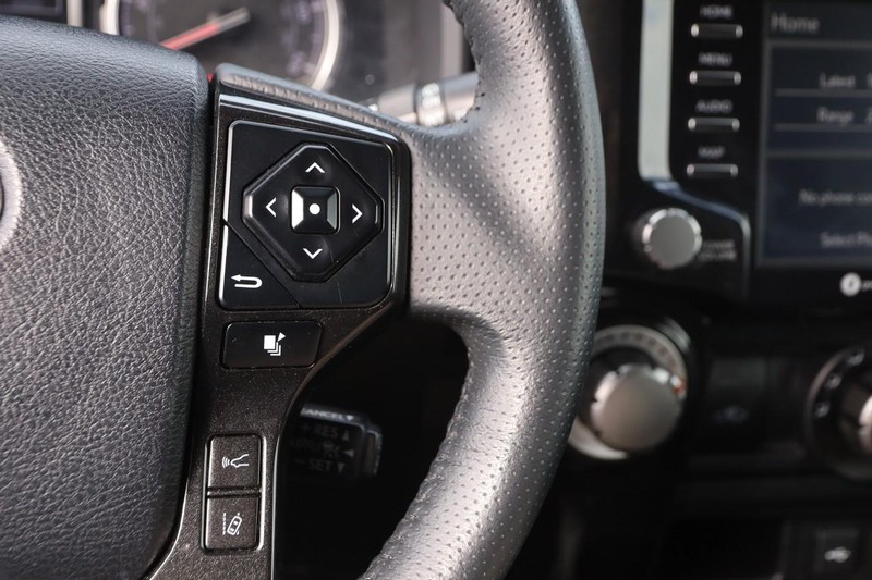 Toyota 4Runner Vehicle Image 12