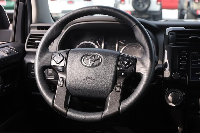 Toyota 4Runner Vehicle Image 22