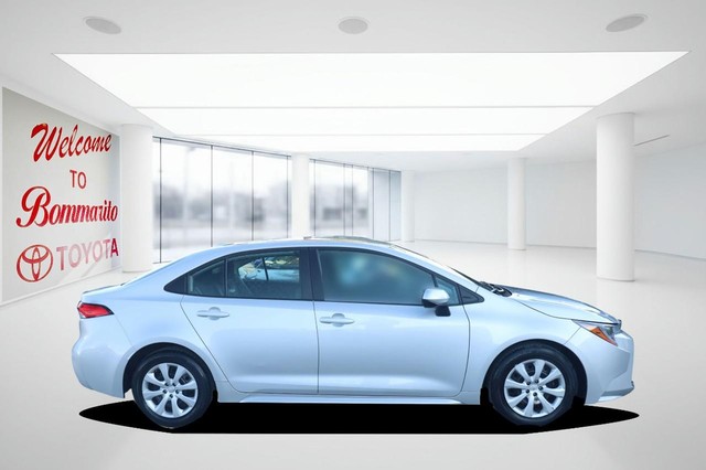 Toyota Corolla Vehicle Image 05