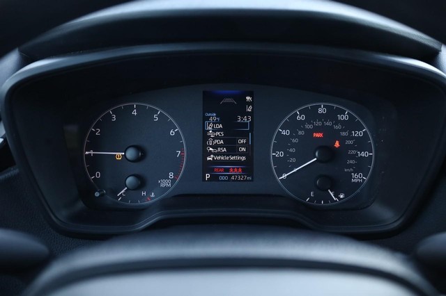 Toyota Corolla Vehicle Image 10