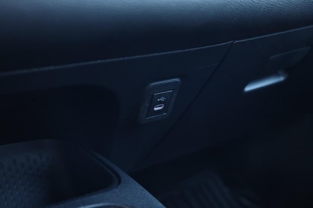 Toyota Corolla Vehicle Image 14