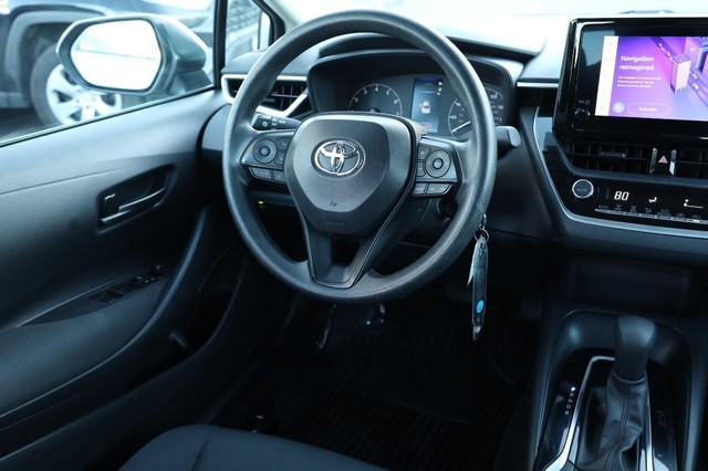 Toyota Corolla Vehicle Image 22