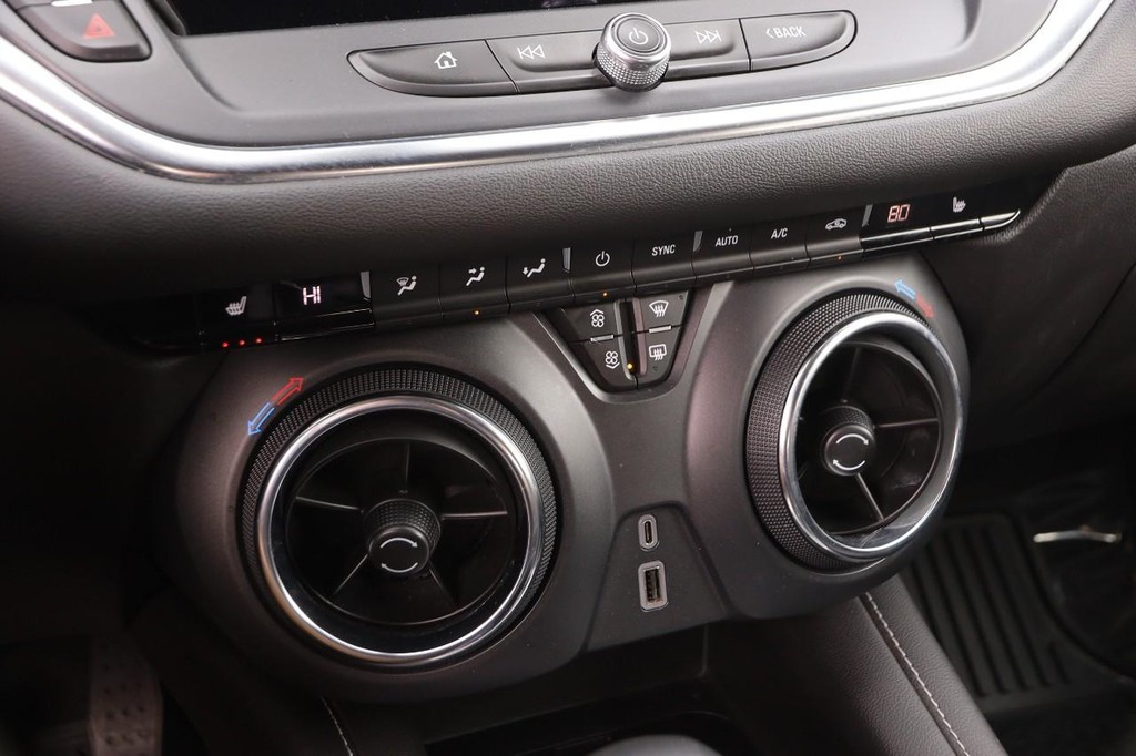 Chevrolet Blazer Vehicle Full-screen Gallery Image 18