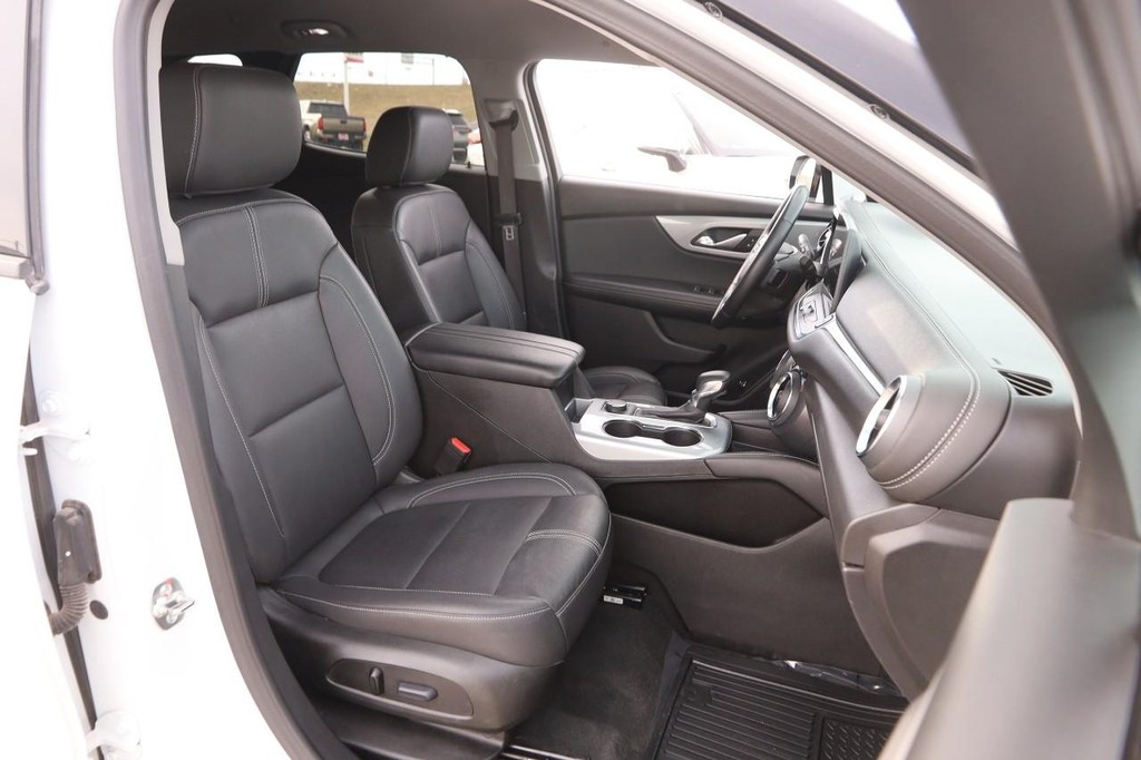 Chevrolet Blazer Vehicle Full-screen Gallery Image 26