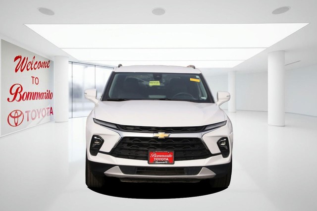 Chevrolet Blazer Vehicle Image 04