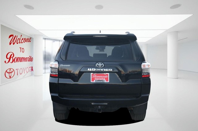 Toyota 4Runner Vehicle Image 06