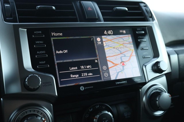 Toyota 4Runner Vehicle Image 11