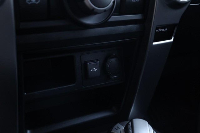 Toyota 4Runner Vehicle Image 15