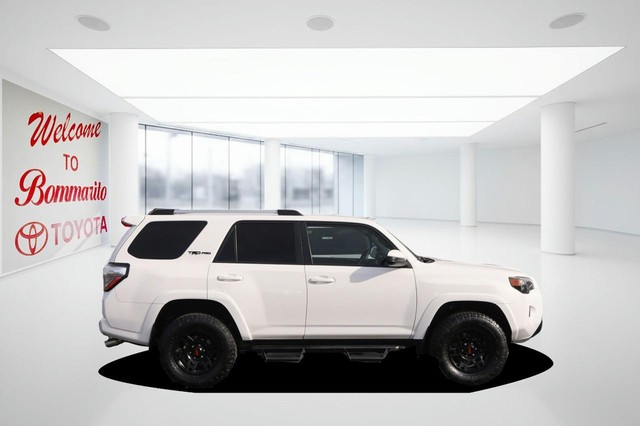 Toyota 4Runner Vehicle Image 05