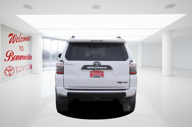 Toyota 4Runner Vehicle Image 06