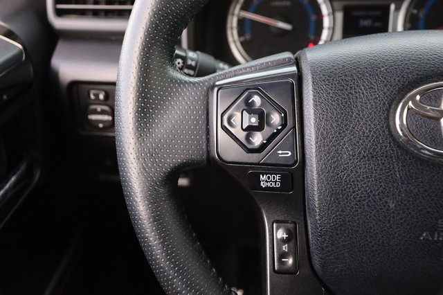 Toyota 4Runner Vehicle Image 11