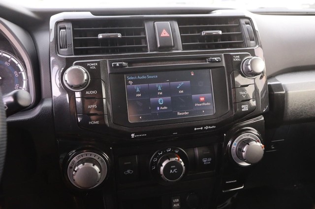 Toyota 4Runner Vehicle Image 14