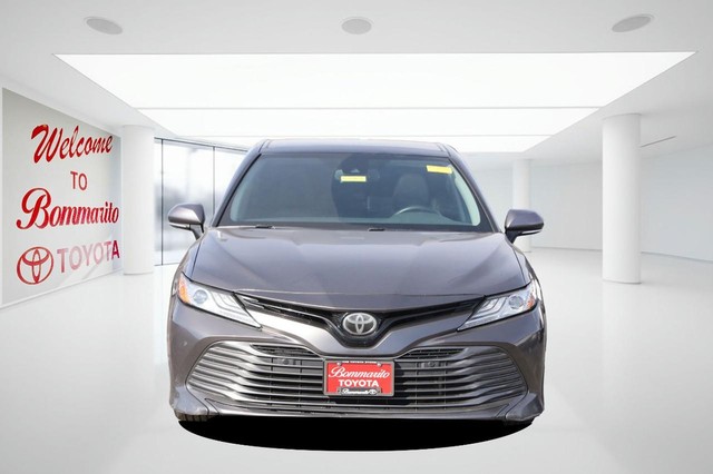 Toyota Camry Vehicle Image 04
