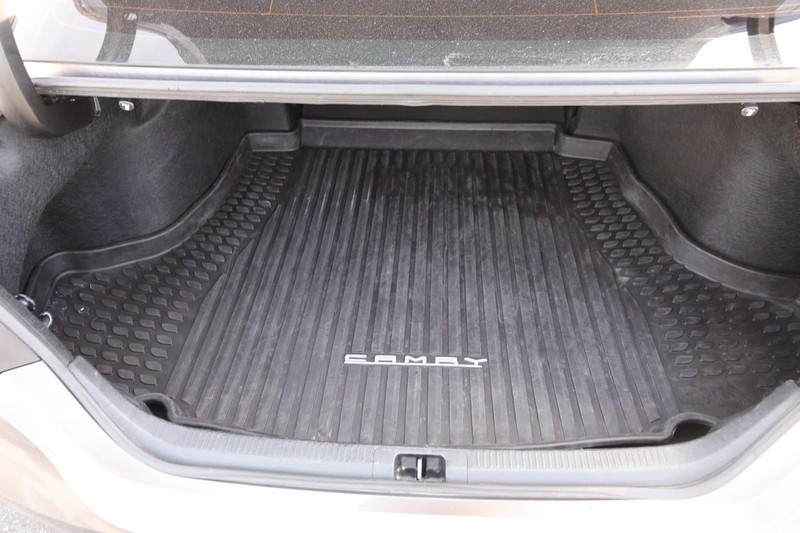 Toyota Camry Vehicle Image 07