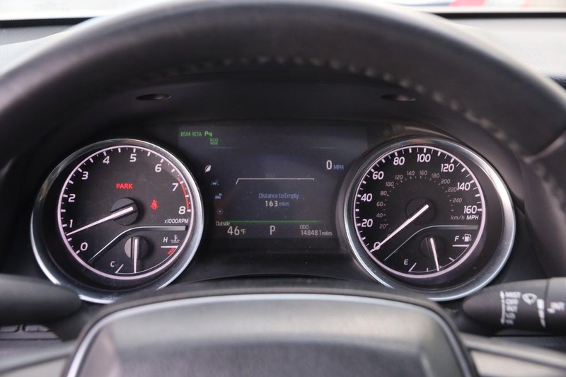 Toyota Camry Vehicle Image 14