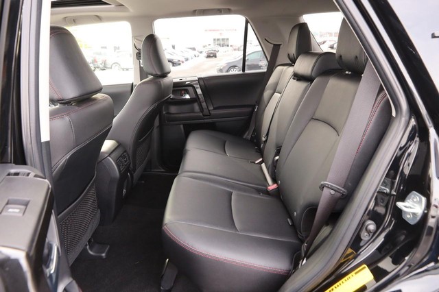 Toyota 4Runner Vehicle Image 10