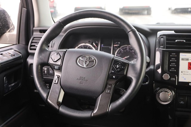 Toyota 4Runner Vehicle Image 24