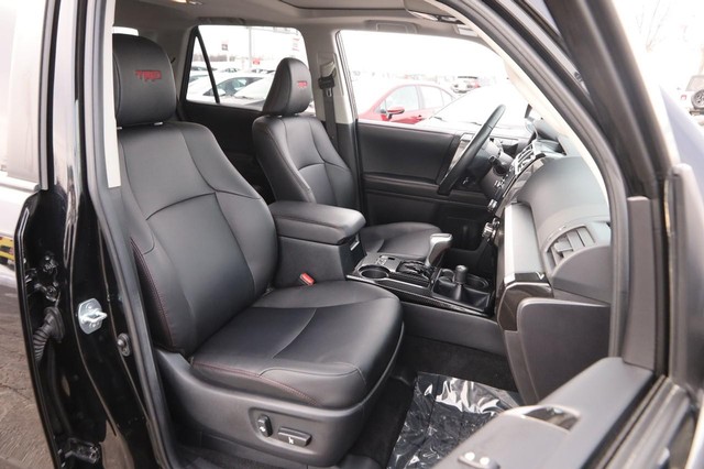 Toyota 4Runner Vehicle Image 27