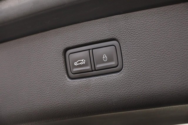 Genesis GV80 Vehicle Image 08