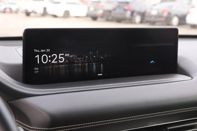 Genesis GV80 Vehicle Image 16