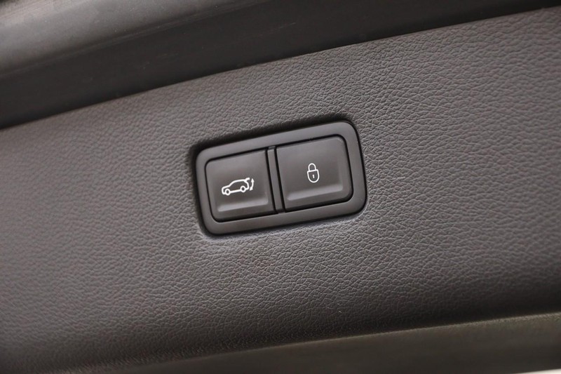 Genesis GV80 Vehicle Image 08